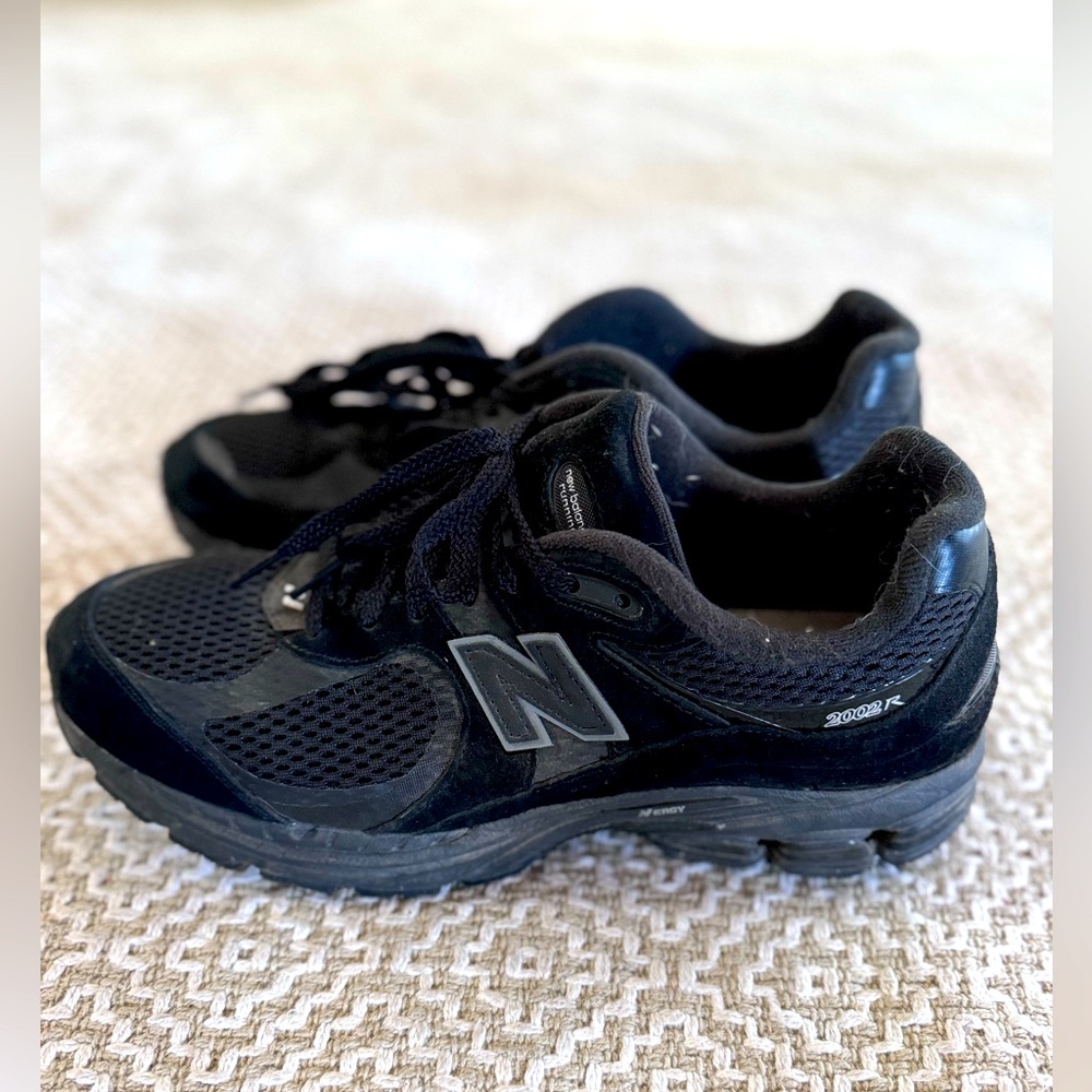 New Balance M2002WB Men’s 10.5